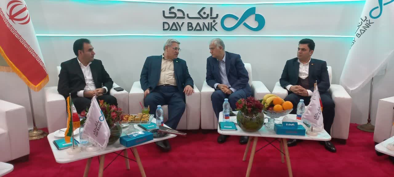 رایزنی های مدیرعامل ایران یاسا با فعالان اقتصادی داخلی و خارجی در حاشیه کیش اکسپو2025